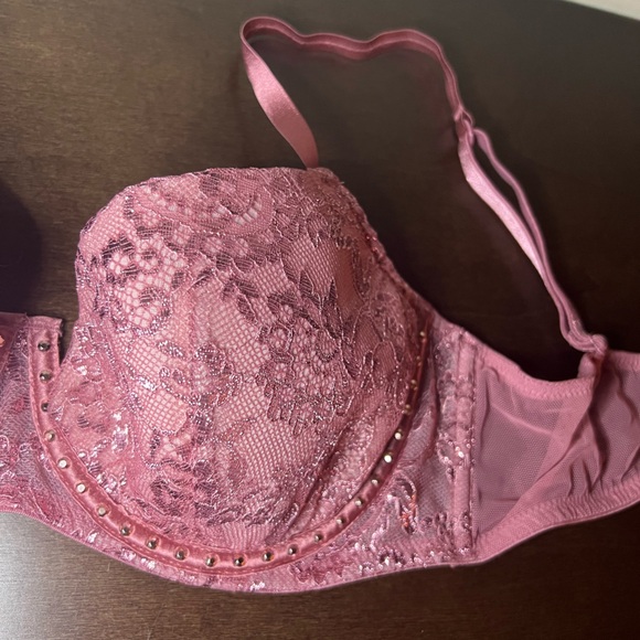 Victoria’s Secret Very Sexy Pink Rhinestone Underwire Lingerie Bra, Size 34C - Picture 12 of 14
